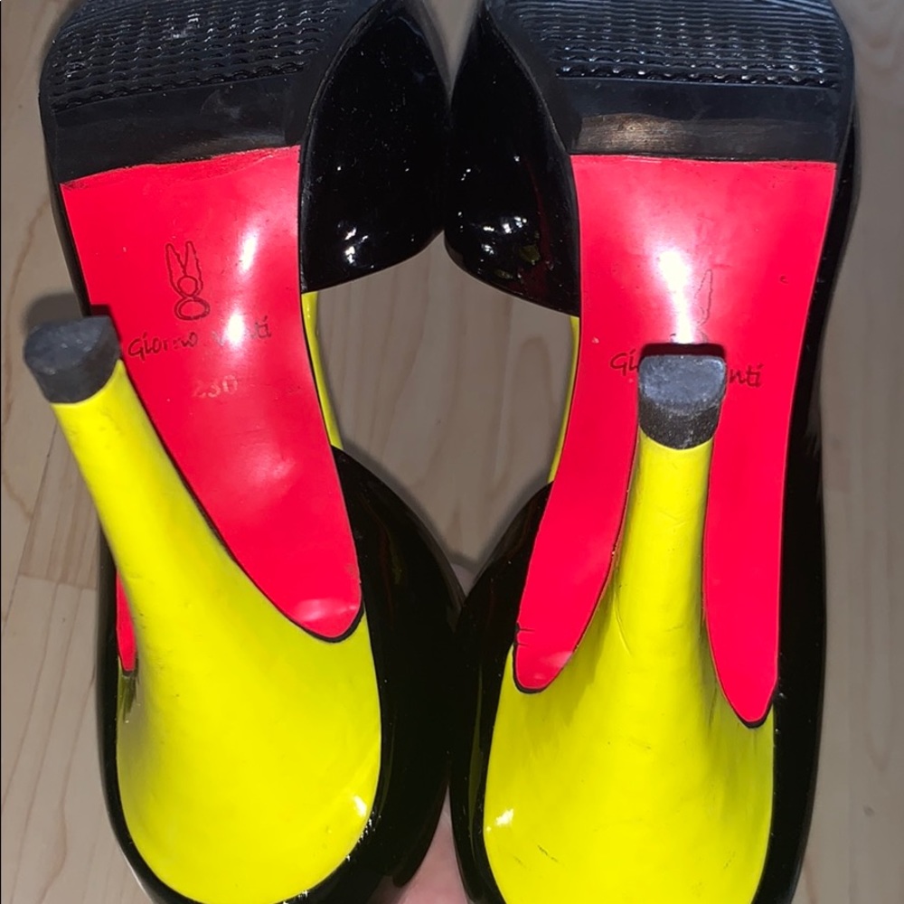 Shoes - Picture 7 of 7